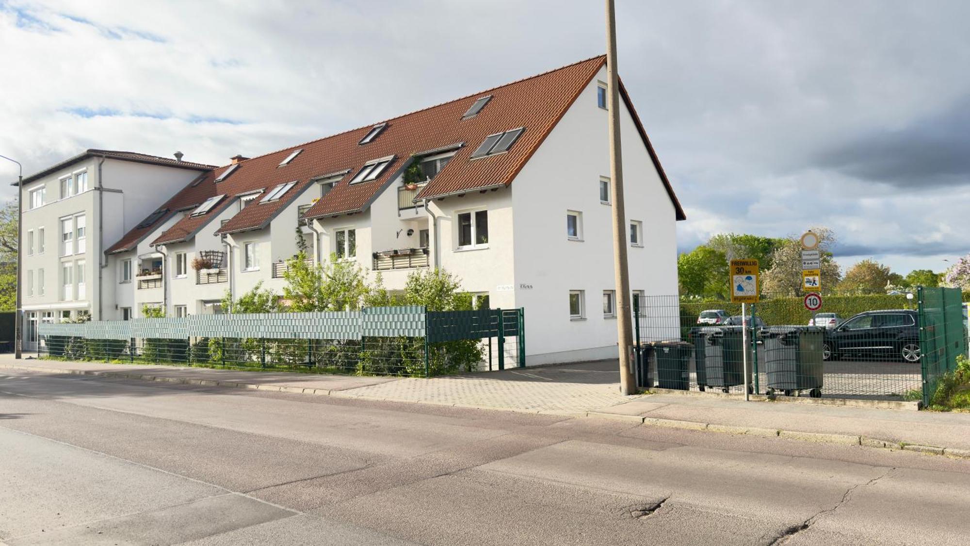 Fewo Am Park - 4P, Boxspringbett, Balkon, Smarttv, Gesundbrunnen, Familienfreundlich Halle  Exterior photo